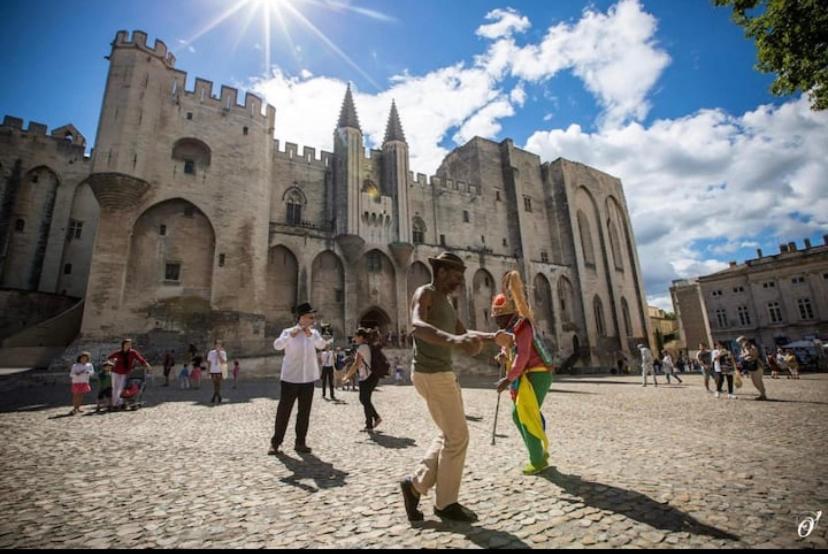 Lovely Avignon - Studio De Charme Plein Centre - Proche Palais Des Papes Bagian luar foto